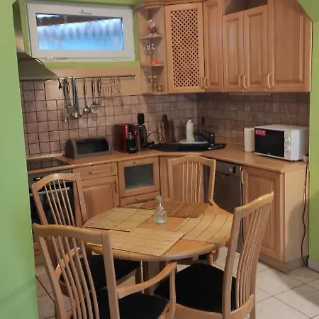 Apartment Darvas Apartman