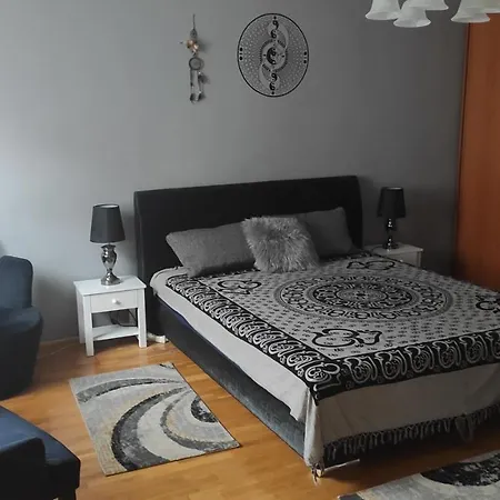 Apartment Darvas Apartman